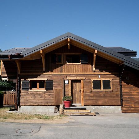 Le Petit Chalet De Montriond Exterior foto
